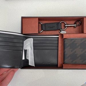 *New* Coach Houndstooth Gift Set - Wallet, Card Holder, and Key Ring